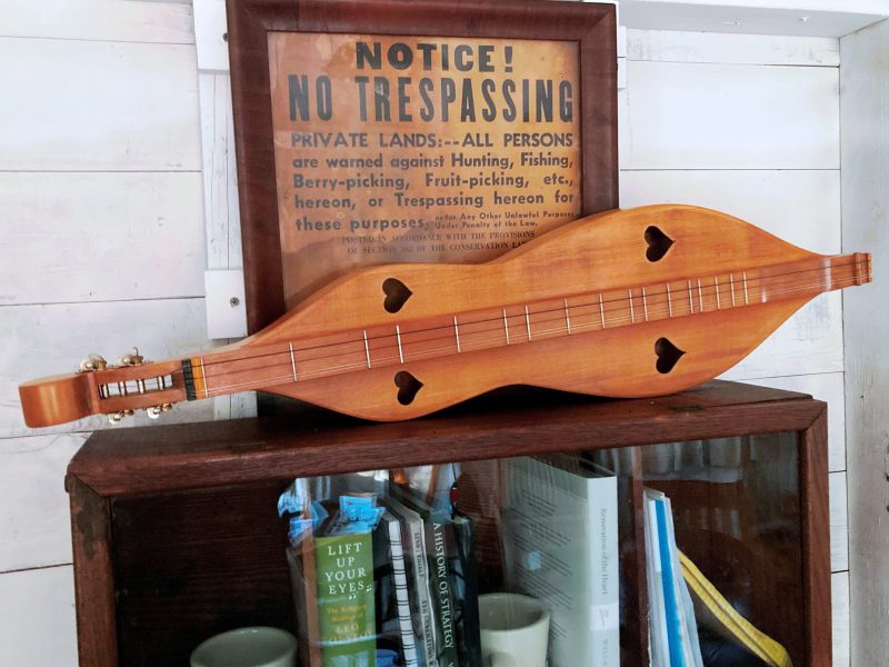 Some of the Best Mountain Dulcimer Players You’ll Never Hear:  Introverts